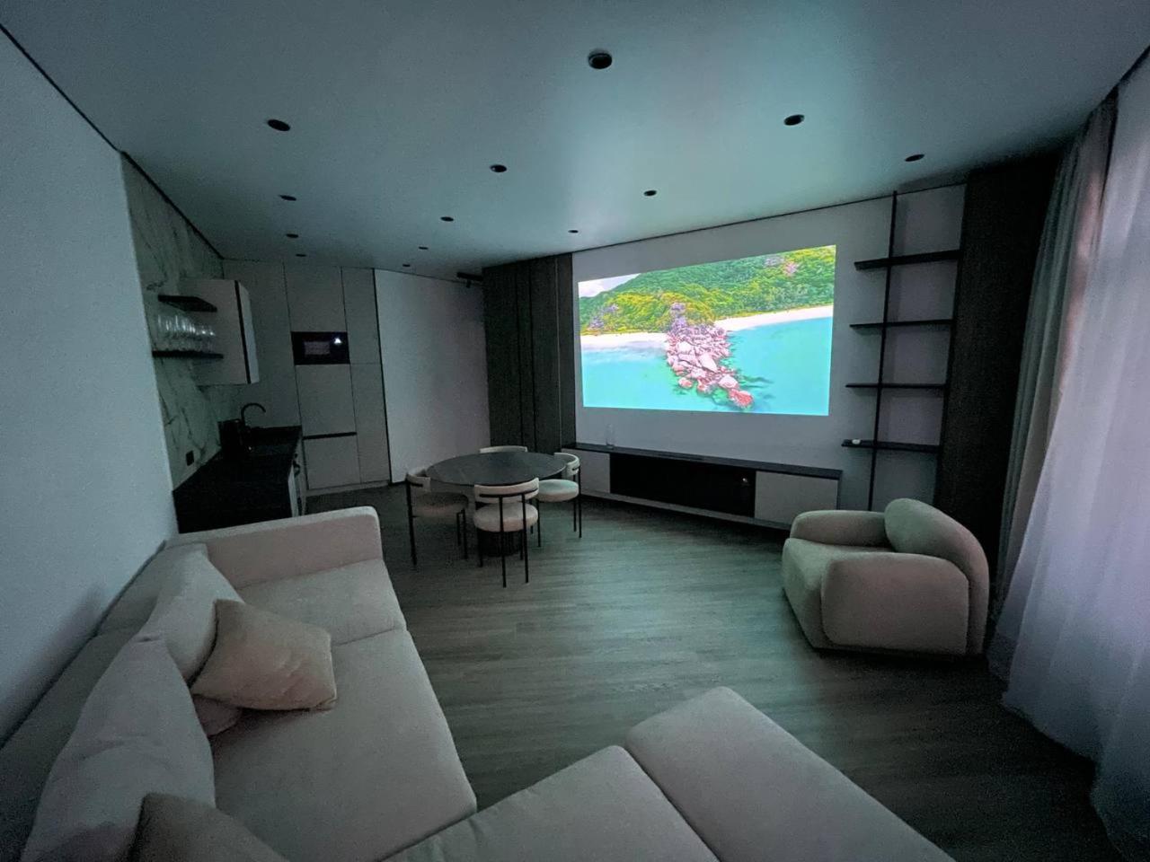 Petrovdom 2-76 Luxury Living In Rc Pechersk Plaza Kiev Eksteriør billede
