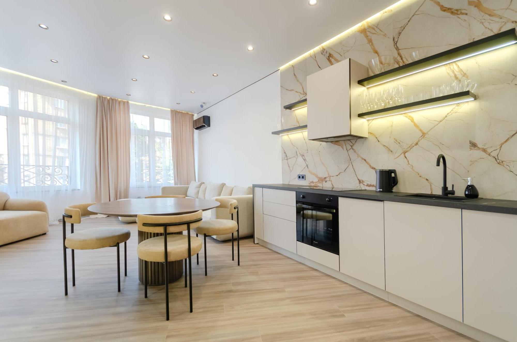 Petrovdom 2-76 Luxury Living In Rc Pechersk Plaza Kiev Eksteriør billede