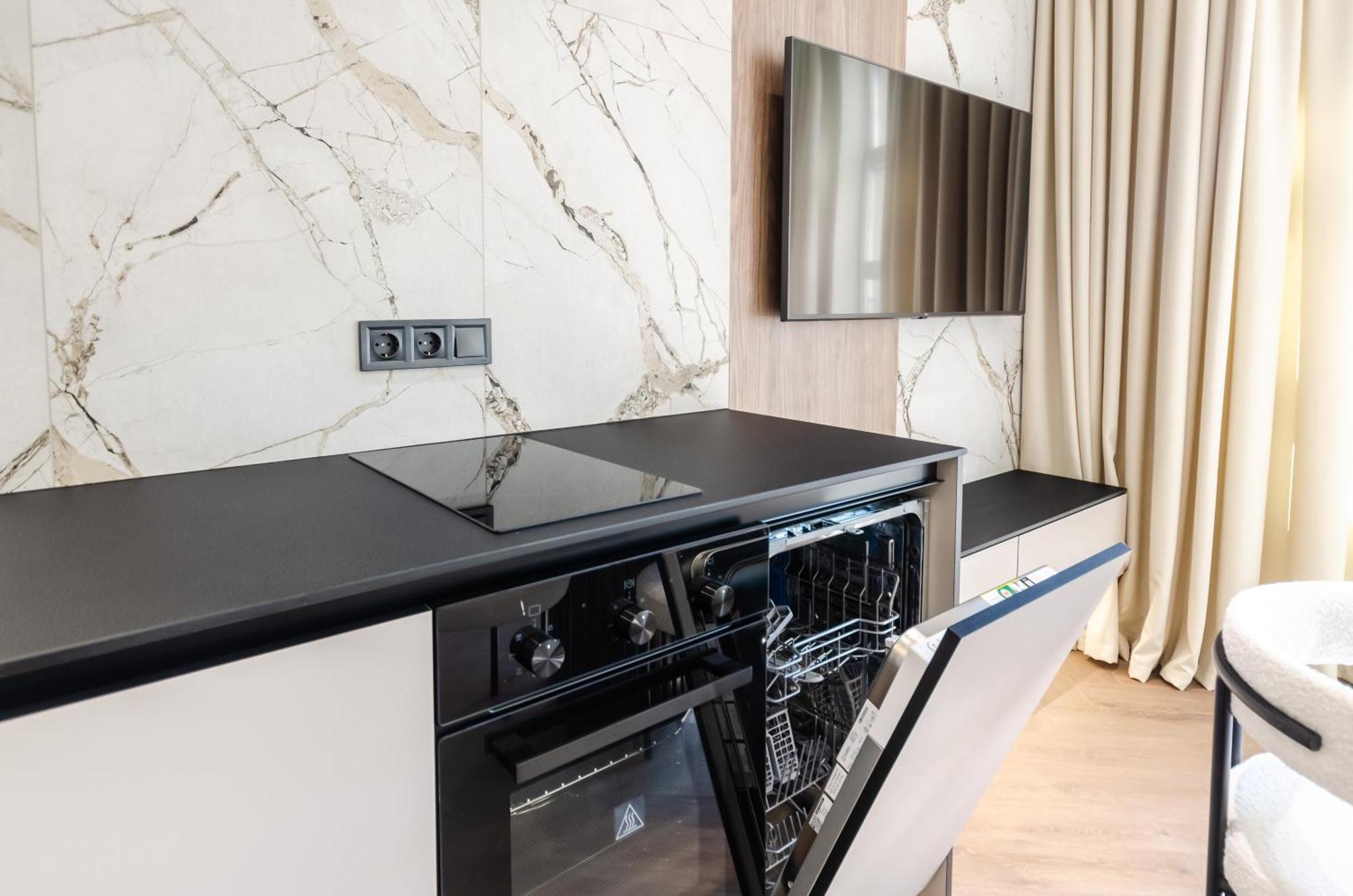 Petrovdom 2-76 Luxury Living In Rc Pechersk Plaza Kiev Eksteriør billede